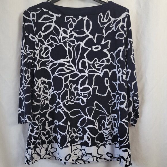 Susan Graver QVC Top Black White Geometric Medium Mock layer hem Liquid Knit EUC - Picture 2 of 8